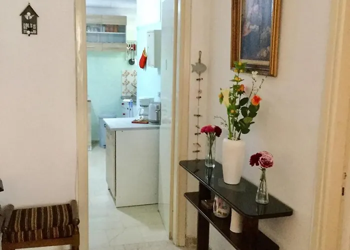 Lucy's Comfy In Town Centre By The Sea Apartamento