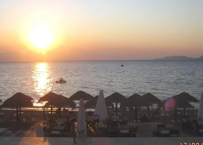 Apartamento Lucy's Comfy In Town Centre By The Sea